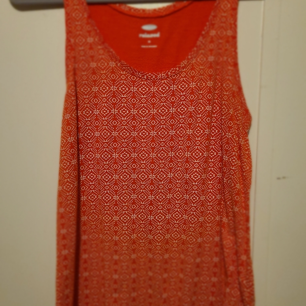 Old navy relaxed tank top medium